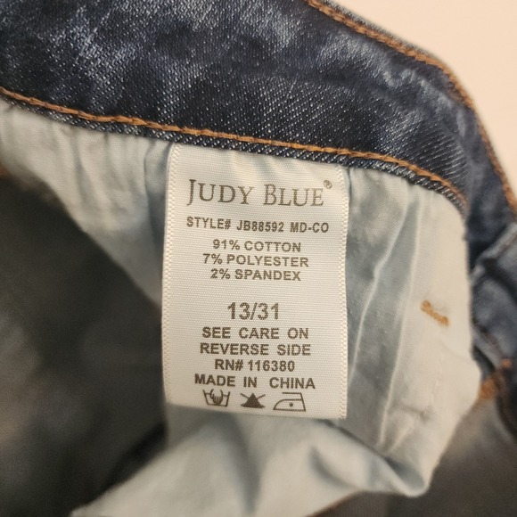 D26 Judy Blue Wide Leg Cropped Jeans Medium Wash Raw Hem 13/24 High Rise - Picture 12 of 12
